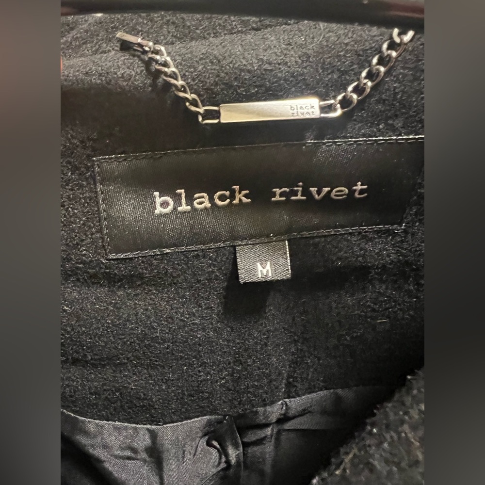 Black Rivet Women’s Coat - Picture 2 of 3